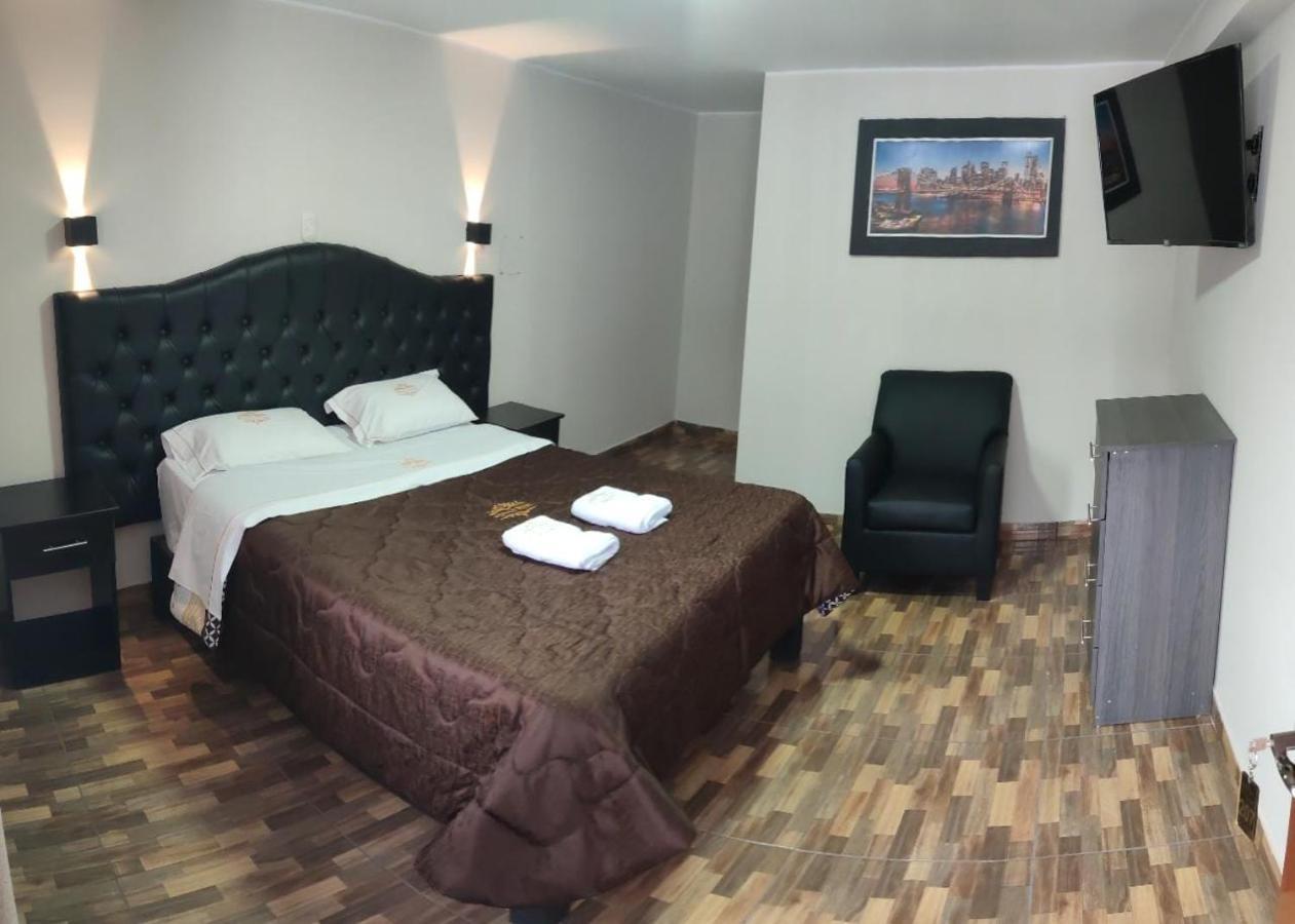 Ronald Hotel Чурин Екстериор снимка