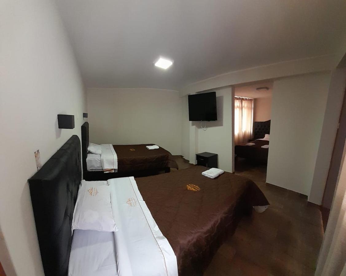 Ronald Hotel Чурин Екстериор снимка