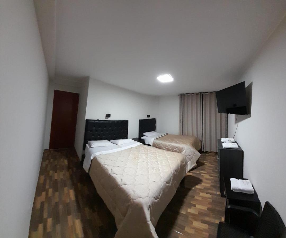 Ronald Hotel Чурин Екстериор снимка